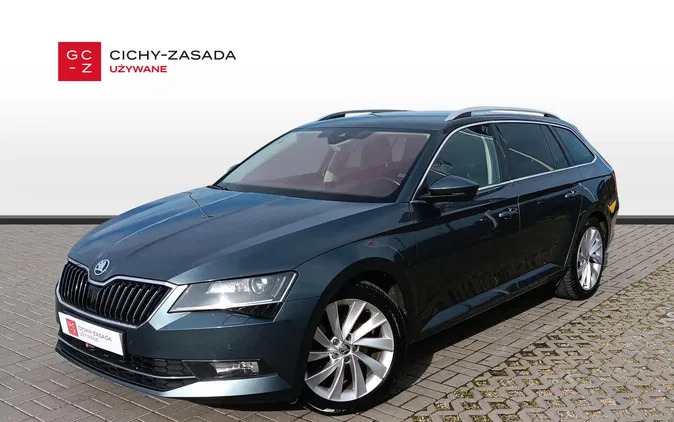 Skoda Superb cena 107900 przebieg: 146112, rok produkcji 2019 z Paczków małe 781